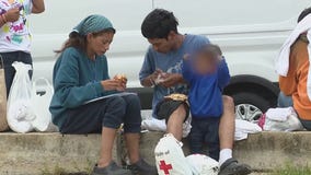 Chicago City Council turns to federal officials for help amid migrant bus arrivals