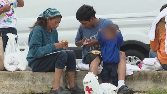 Chicago City Council turns to federal officials for help amid migrant bus arrivals