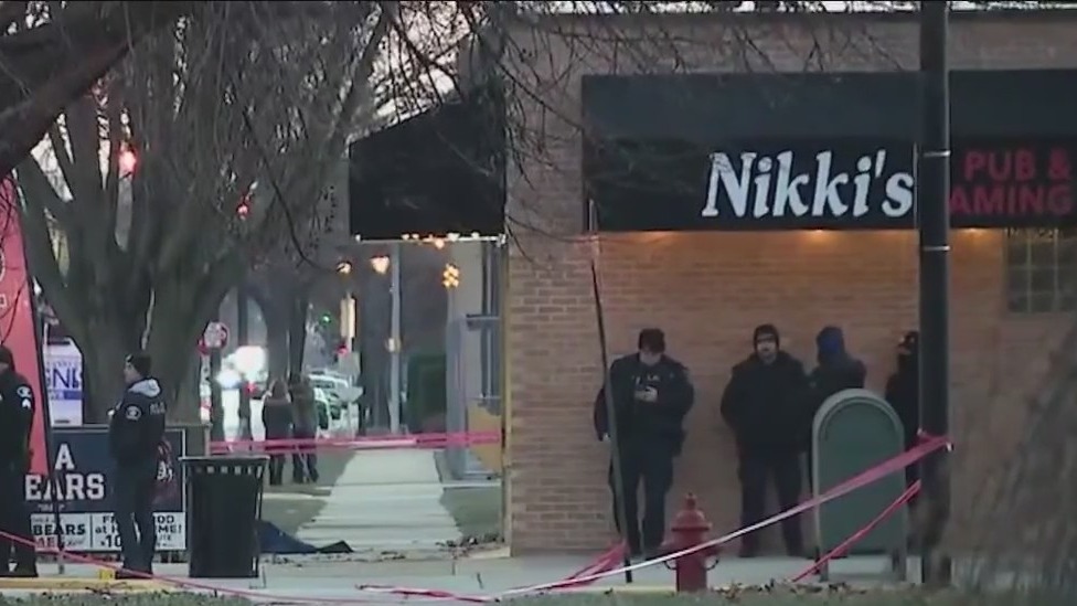 2 men arrested after suburban police officer shot | FOX 32 Chicago