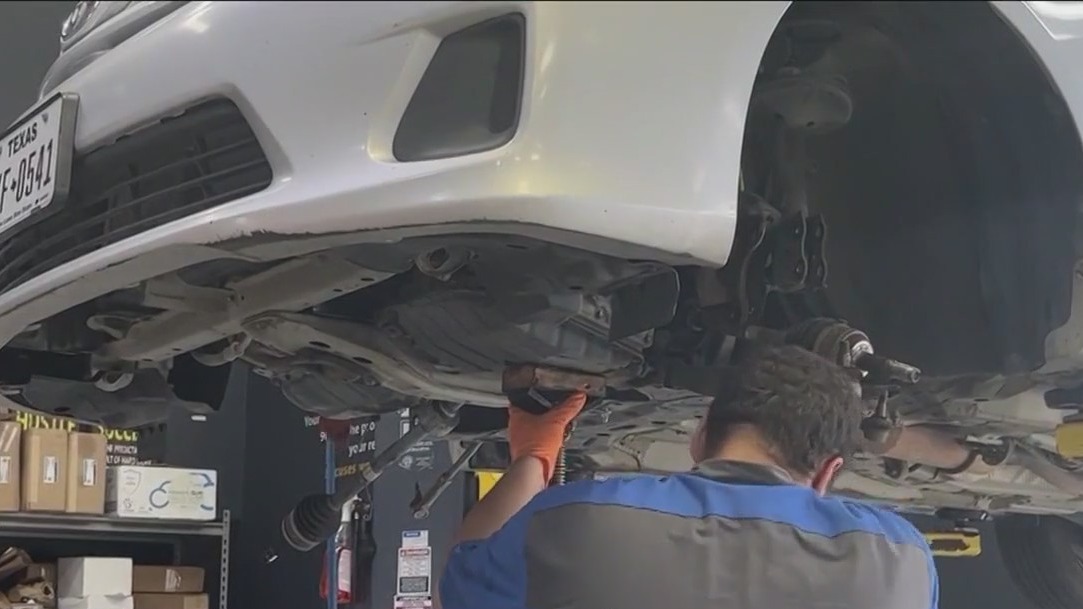 Extreme heat leading to more car troubles