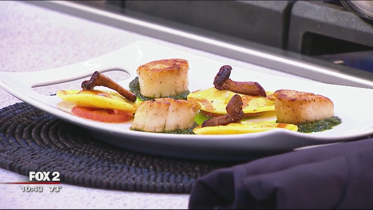 Strada's scallops with sweet corn ravioli