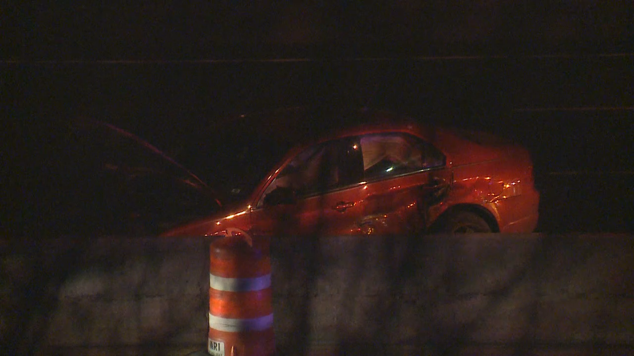 Pedestrian struck, killed on I-41 at North Avenue after theft at Best Buy