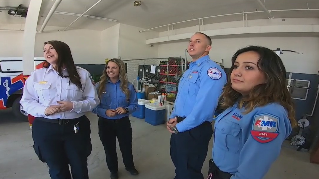 Prescott paramedics pull woman out of burning car | FOX 10 Phoenix