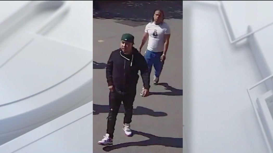 Search for two men in Brooklyn stabbing