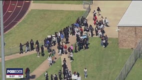 Dallas HS students conduct walkout upon return to campus