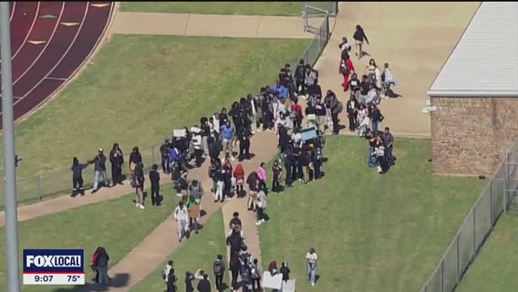 Dallas HS students conduct walkout upon return to campus