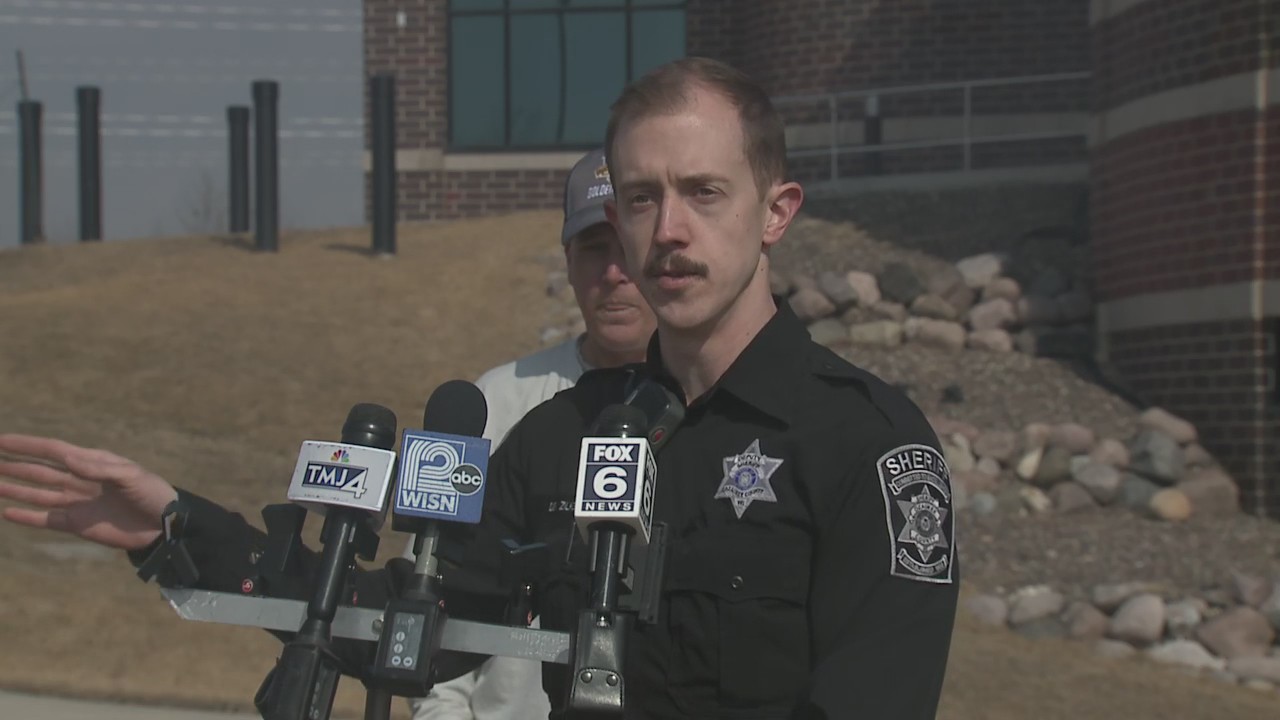 Ozaukee County bald eagle rescue; officials speak about incident