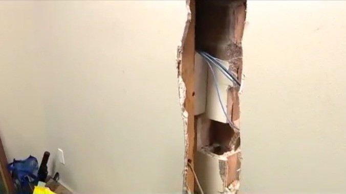 Burglars $50k worth of rare coins from Tacoma store