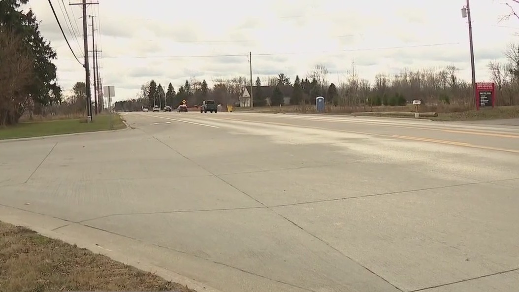 Child killed in head-on crash in Macomb County