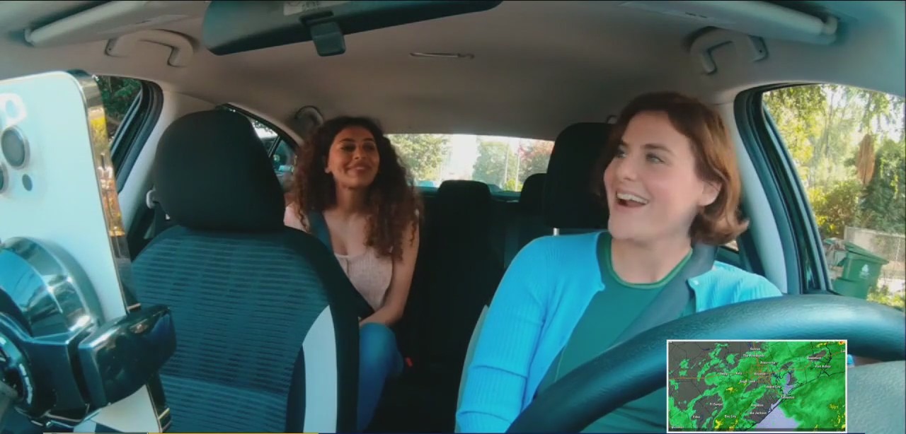 Lyft Launches holiday features