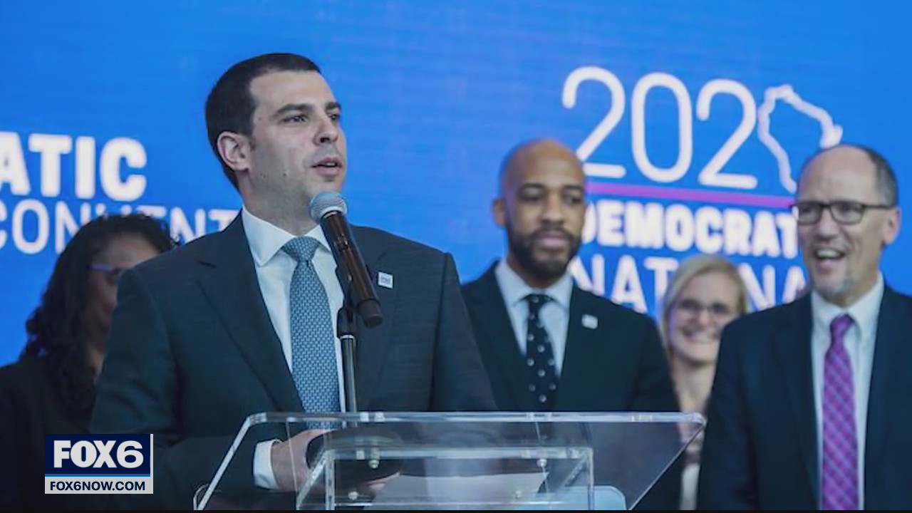 Milwaukee Bucks executive Alex Lasry announces Senate run