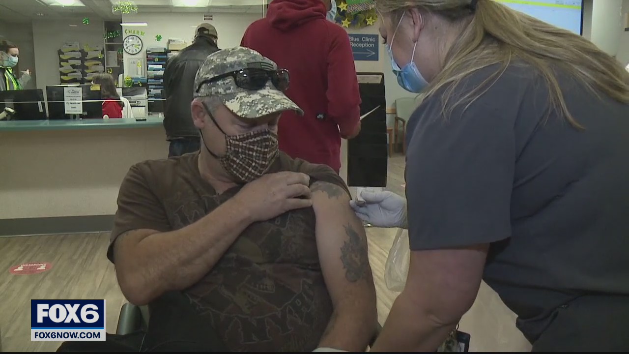 Milwaukee VA holds COVID-19 vaccine clinic for veterans