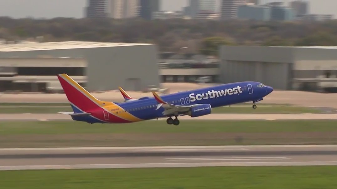 Southwest to abandon decades-old seat policy