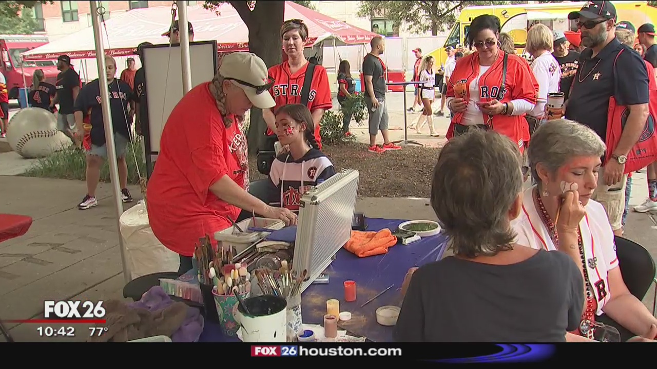 Fans go to Astros street festival outside Minute Maid Park