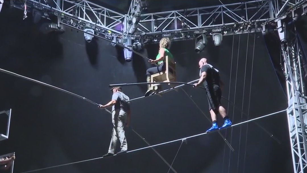 Wallenda sibling attempting world record wire walk