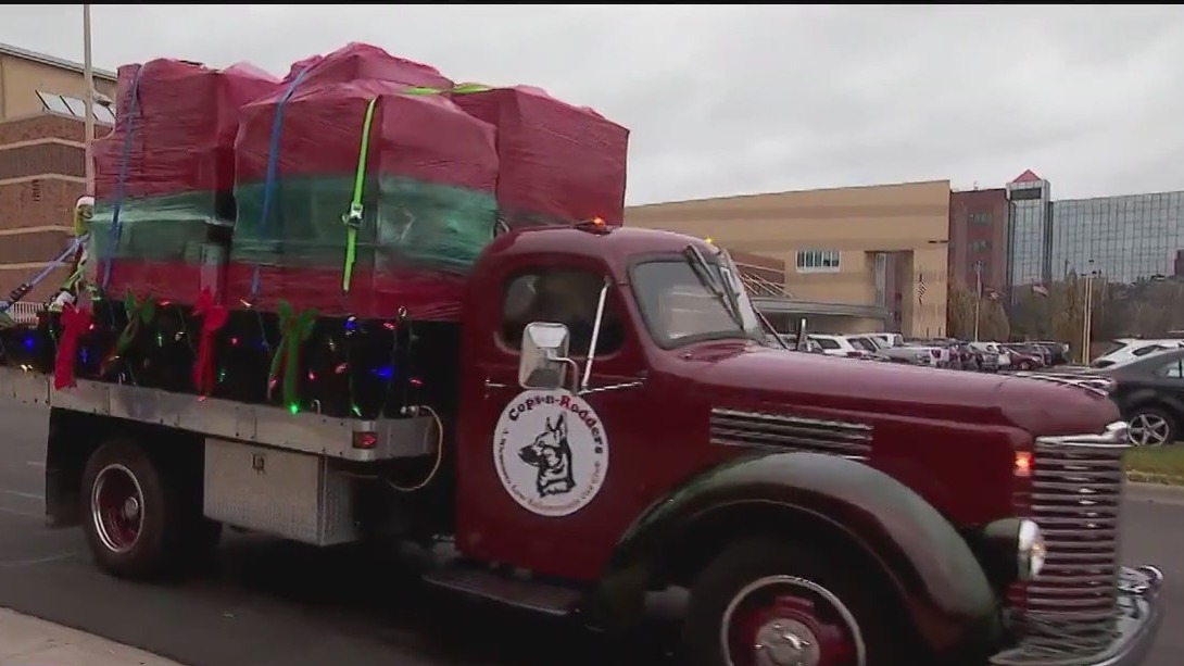 St. Paul Police hold Cops & Kids toy drive