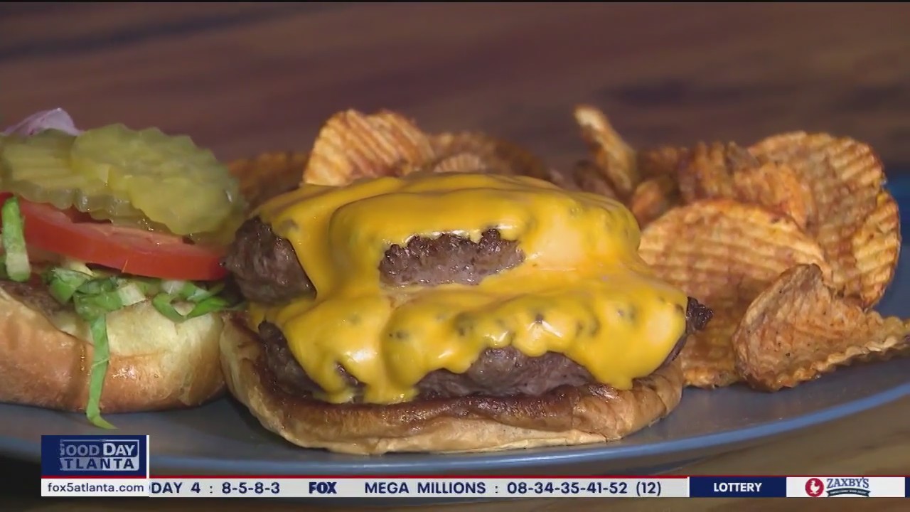 Burgers with Buck tries R3 Rosendale Concepts