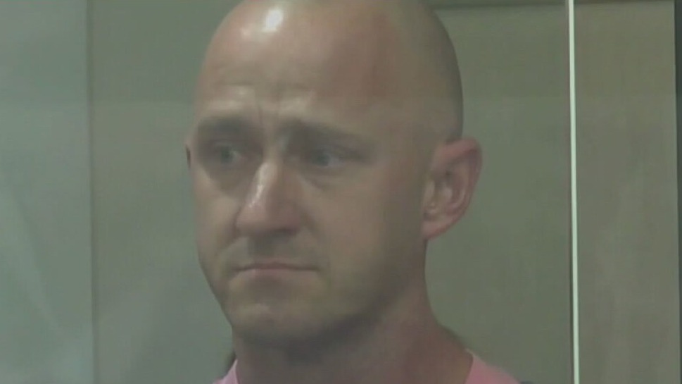 Pilot who tried to cut engines avoids prison