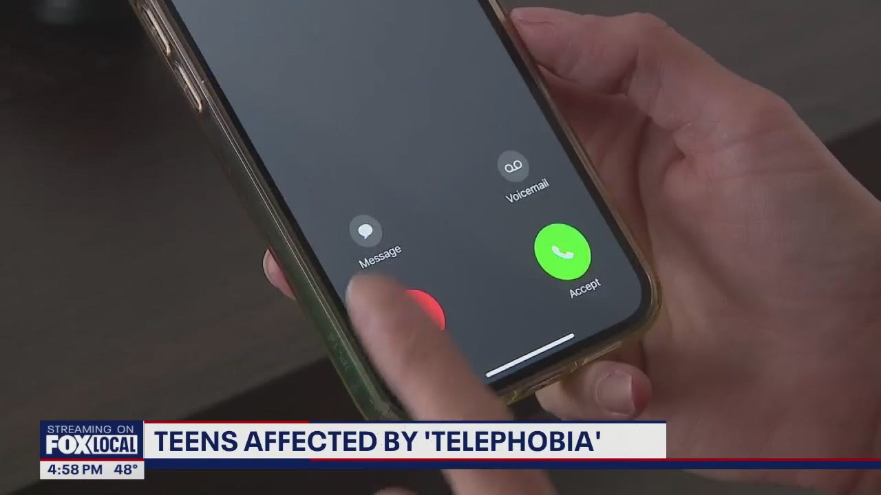 Teens affected by 'telephobia'