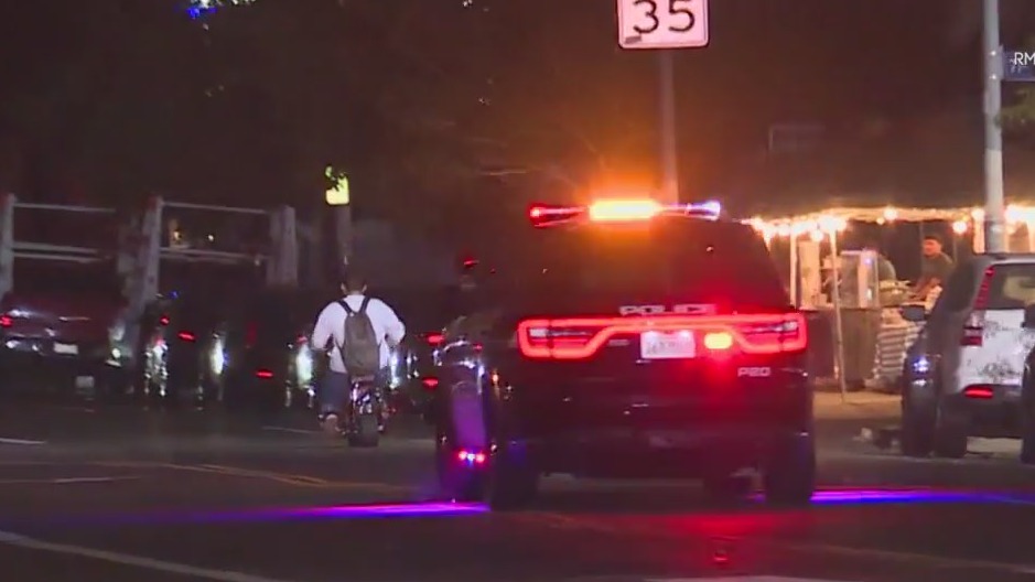 Police pursue minibike suspect