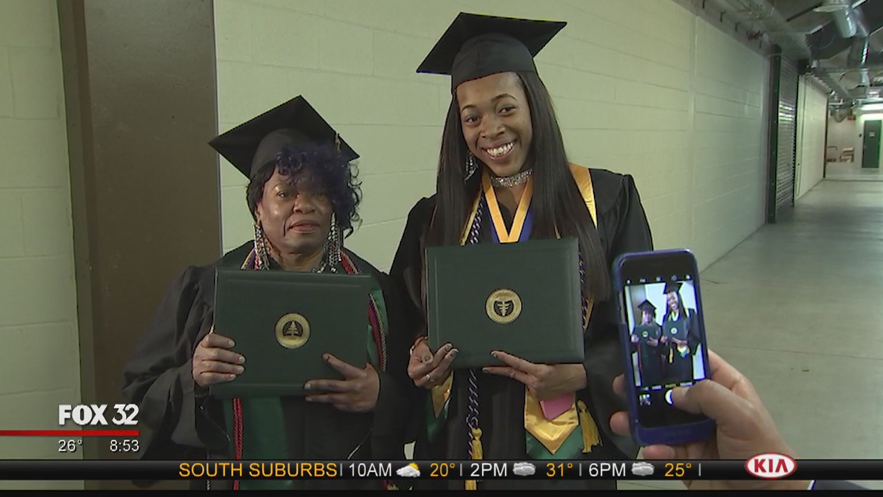 Grandmother, granddaughter graduate from Chicago State University together