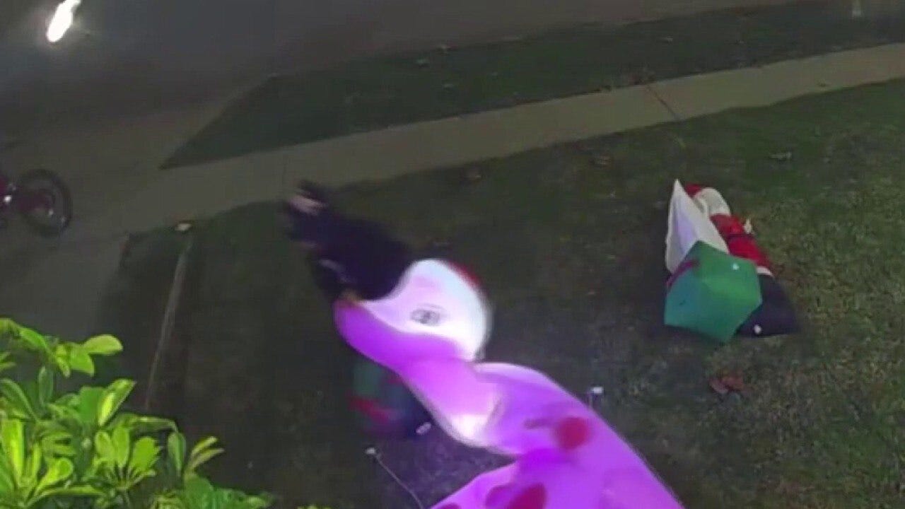 Long Beach vandals destroy Christmas decorations | FOX 11 Los Angeles