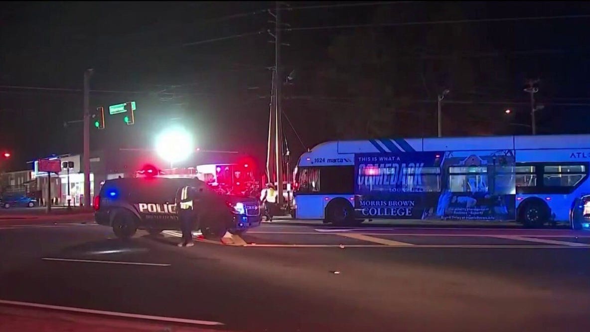 1 killed in crash with MARTA bus in DeKalb County