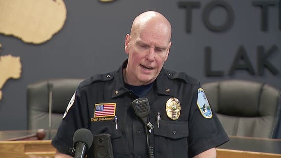 Man barricaded inside Chisago City business, police say avoid the area