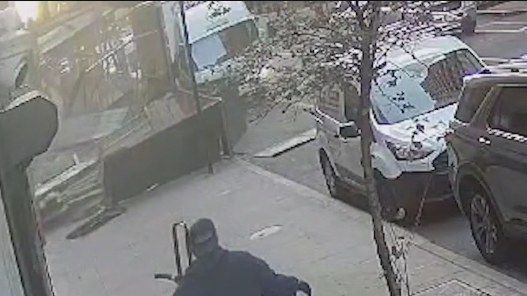 Box truck crash in Chelsea injures three