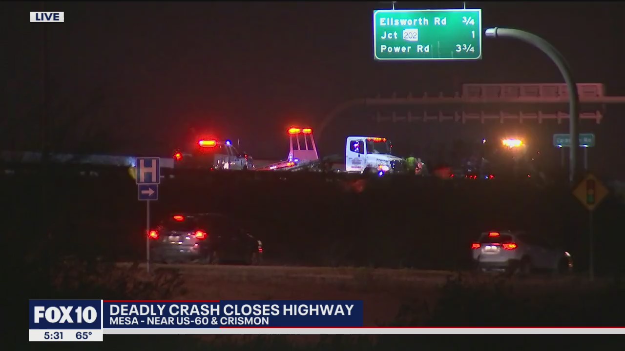 Deadly crash closes westbound US 60 in east Mesa | FOX 10 Phoenix