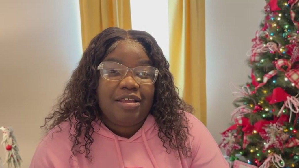 Single mom gets life-changing Christmas surprise