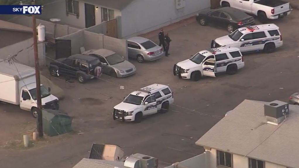 Double shooting in south Phoenix leaves 2 hurt | FOX 10 Phoenix