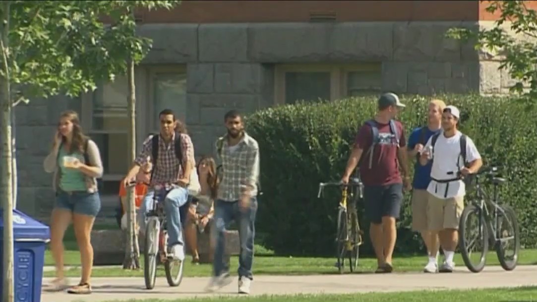 New Loper app helps match teens with colleges