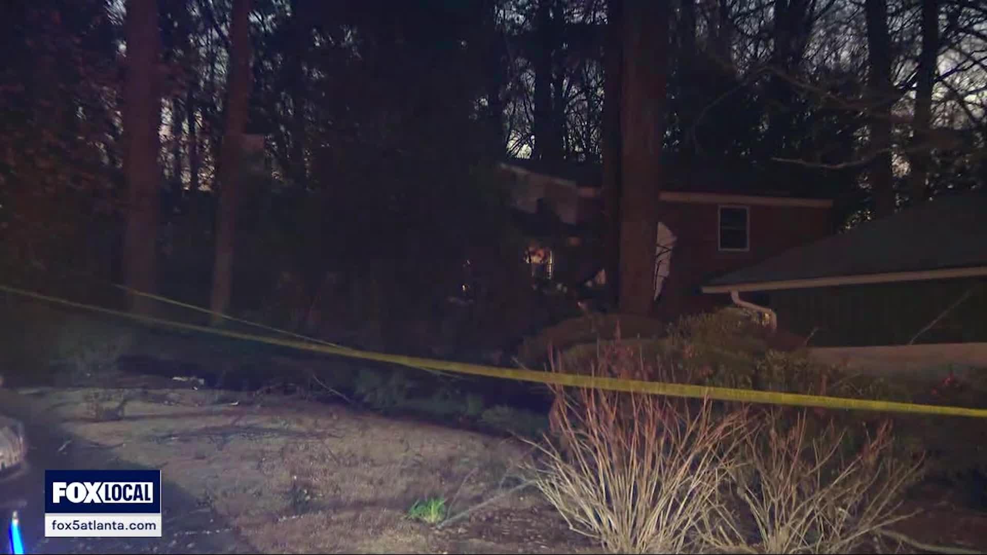 Plane crashes in DeKalb County injuring 2 people