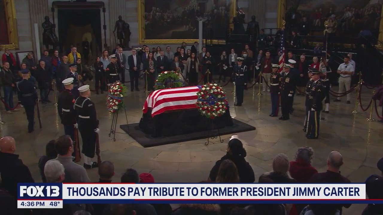 Thousands pay tribute to former president Jimmy Carter