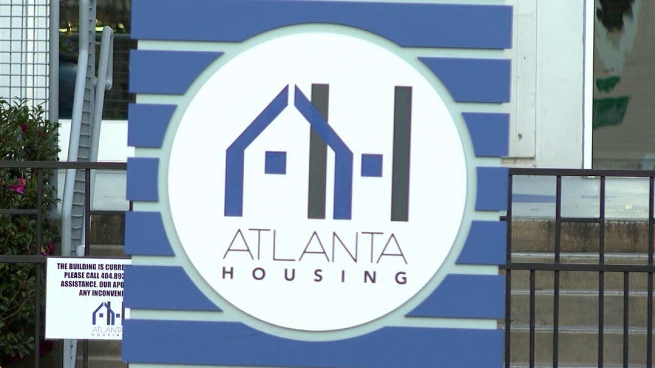 Former housing executive expected to plead guilty in fraud case