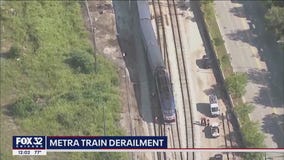 Metra Rock Island services shut down following derailment near Lasalle Street Station