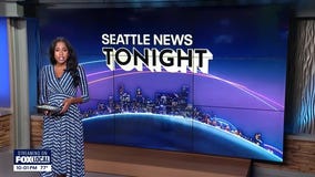 'Rooftop coyotes' watch Ballard residents atop neighbor's home