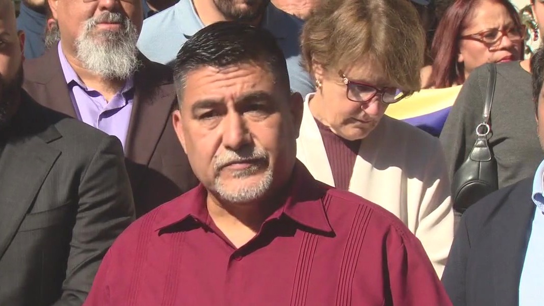 David Huerta pleads not guilty to obstructing ICE raid