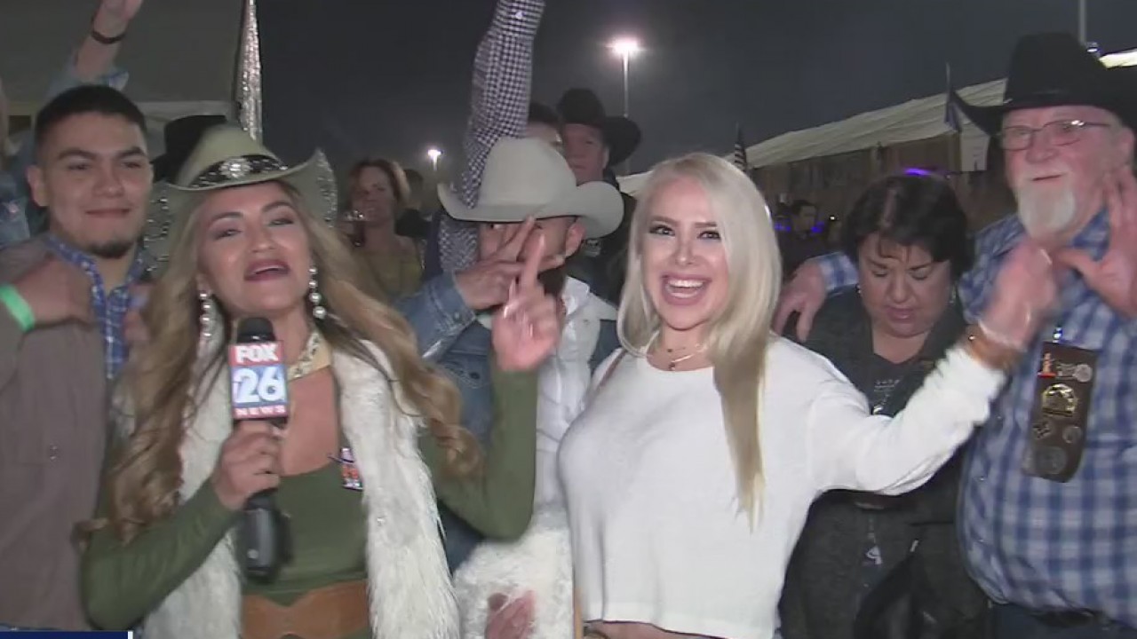 Bayou City Buzz: Coco at the Cookoff!