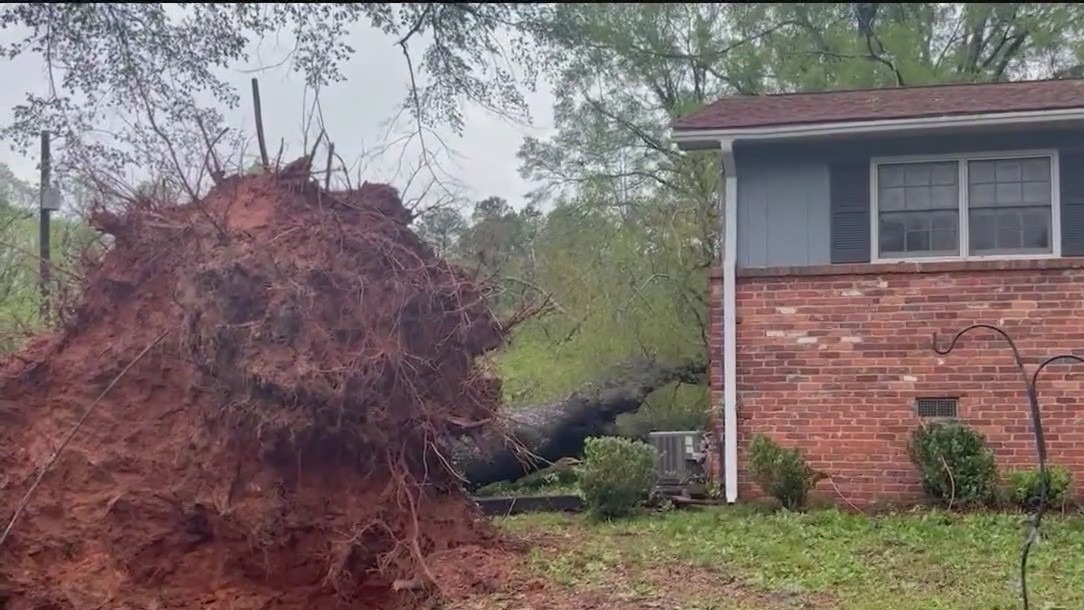 Cleanup after tornado in Spalding County | FOX 5 Atlanta