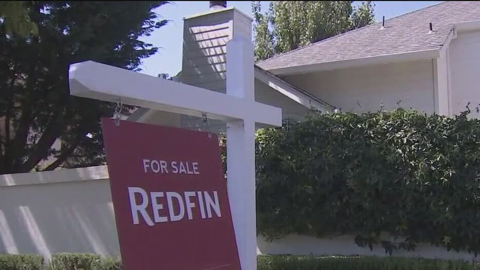 Mortgage rates jump amid economy concerns