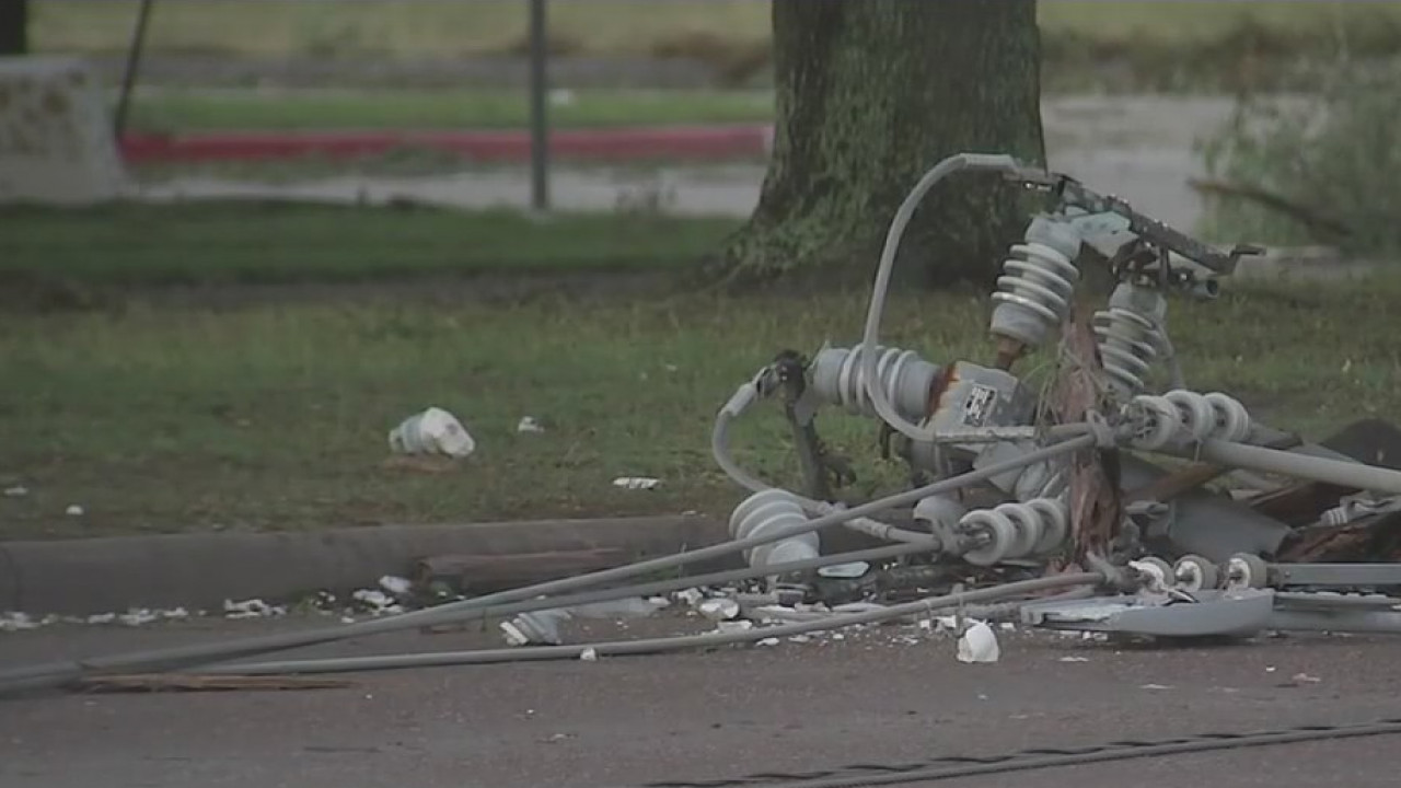 Houstonians can expect power outages during Hurricane Laura