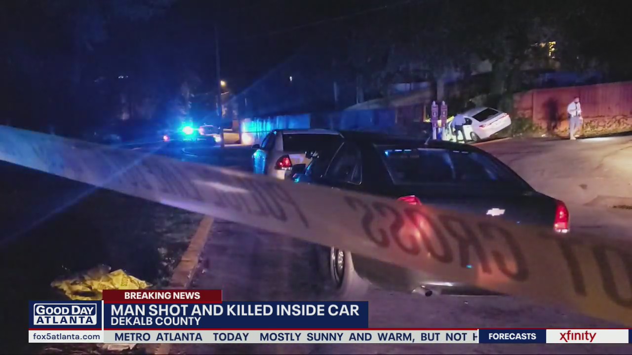 Man killed inside car at DeKalb County apartments | FOX 5 Atlanta