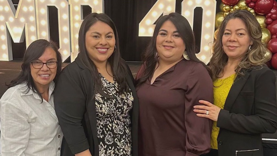ASU program helps mother-daughter duo earn degrees