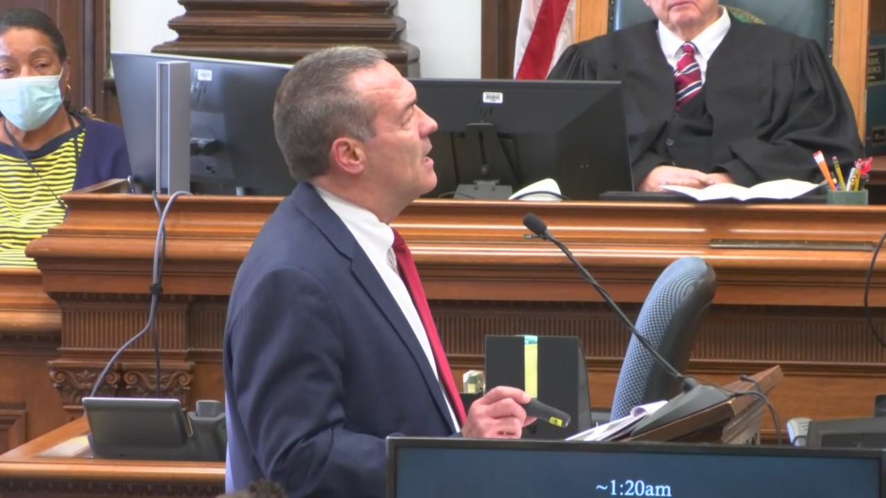 Defense presents its opening statement in Kyle Rittenhouse trial