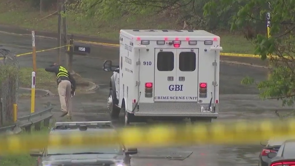 Officials say man shot by Atlanta police in Bankhead attacked officer ...
