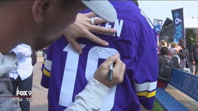 Vikings stop by State Fair