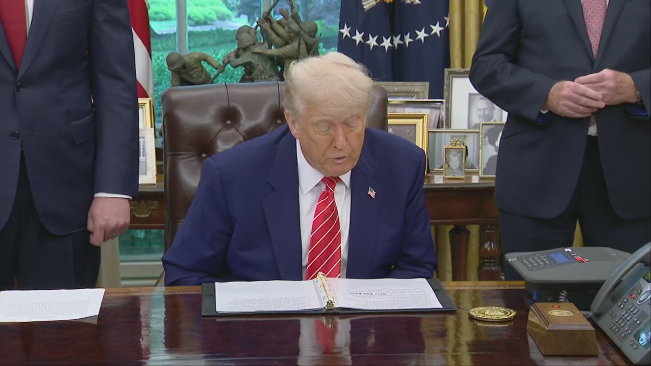 President Trump announces 'major trade deal' with UK: Full