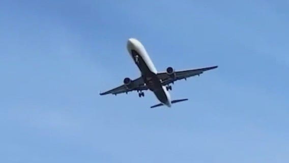 Airports brace for record Thanksgiving travel after govt shutdown ends